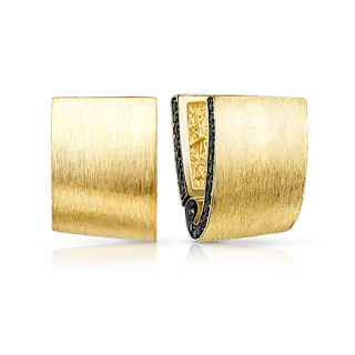 Серьги из матового желтого золота c черными сапфирами