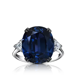 Кольцо с сапфиром
