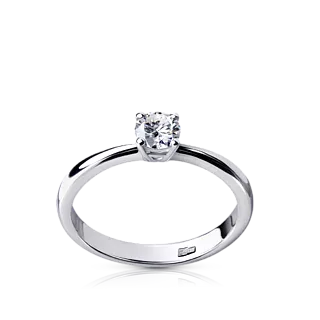 Кольцо с бриллиантом