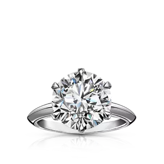 Золотое кольцо с бриллиантом 5 карат