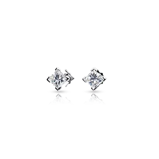 Золотые серьги-пусеты с бриллиантами 