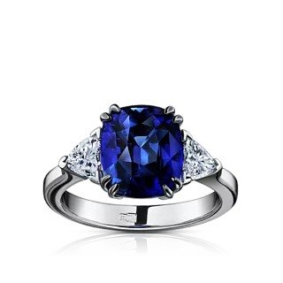 Кольцо с сапфиром