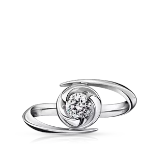 Кольцо с бриллиантом