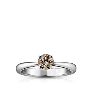 Кольцо с цветным бриллиантом